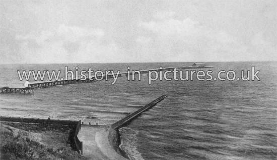 The Pier and New Breakwater, Walton on Naze, Essex. c.1912